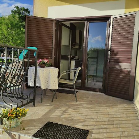 Apartmani Melia Marcelji Экстерьер фото