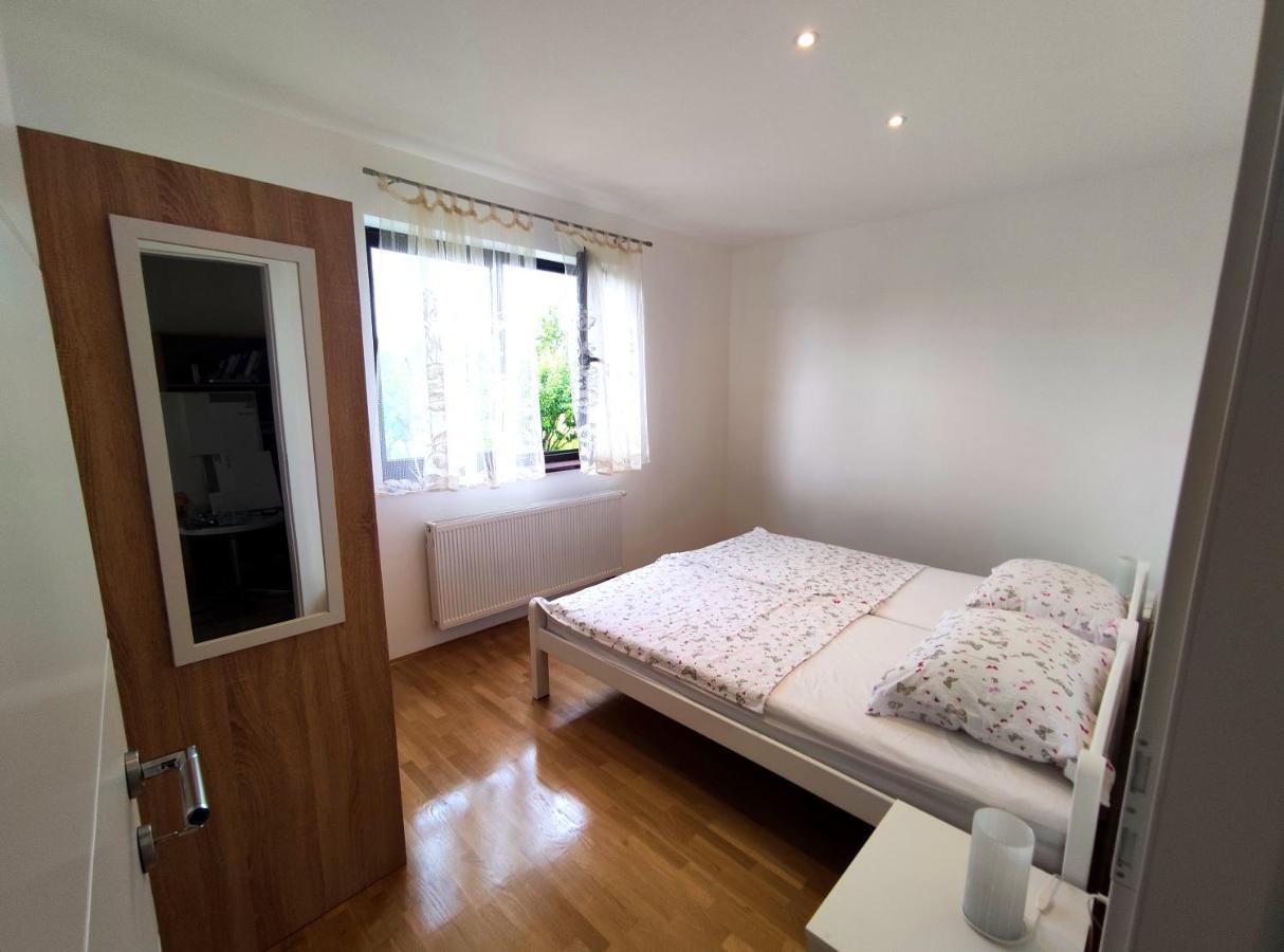 Apartmani Melia Marcelji Экстерьер фото