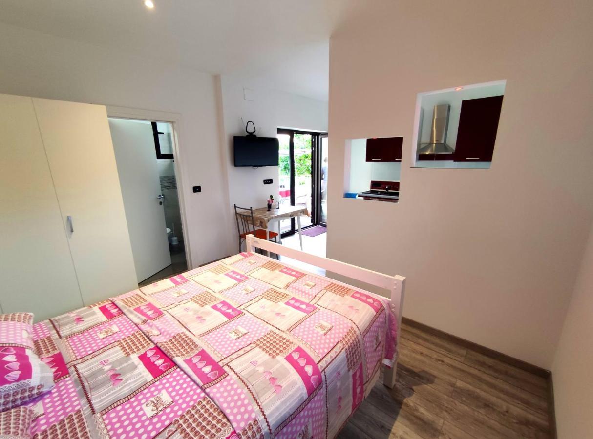 Apartmani Melia Marcelji Экстерьер фото