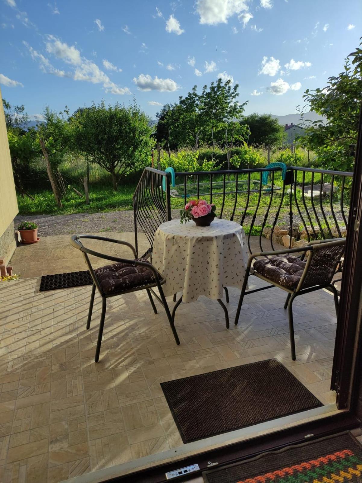 Apartmani Melia Marcelji Экстерьер фото
